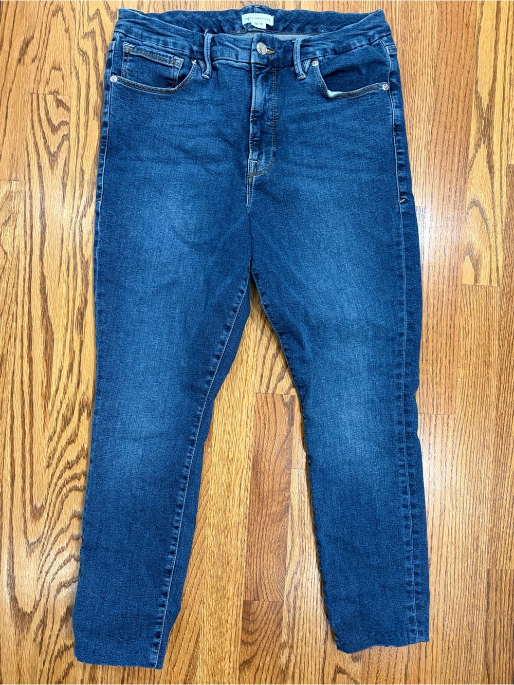 Good American Medium Blue High-Rise Skinny Jeans HEMMED (12/31)